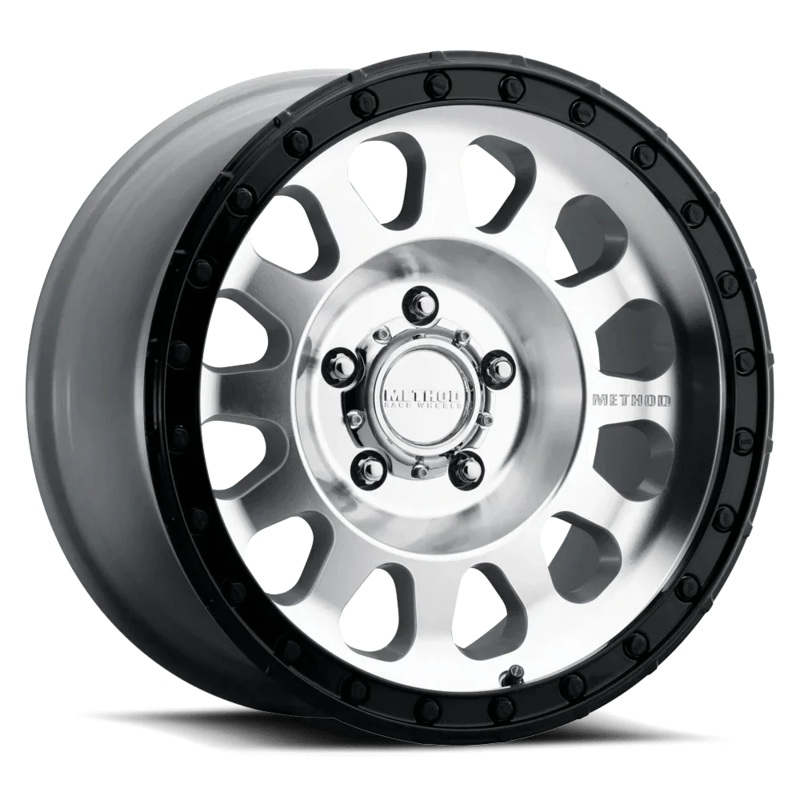 Method Race Wheels MR315 17″ 6×135 Machined w/ Gloss Black Lip