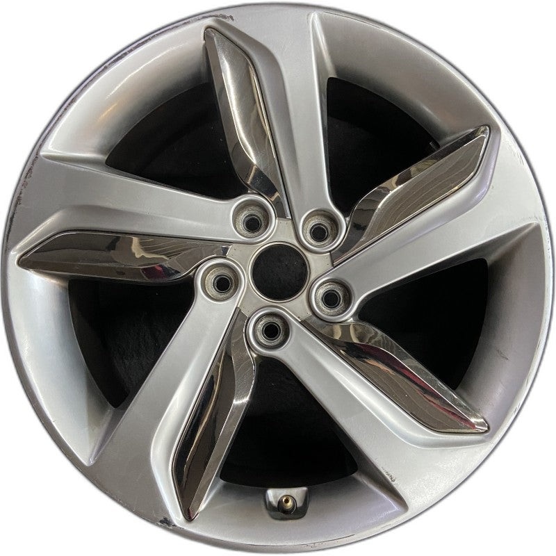 18″ VELOSTER 13 18×7.5 w/o body color accents; w/chrome inserts turbo Original OEM Wheel Rim