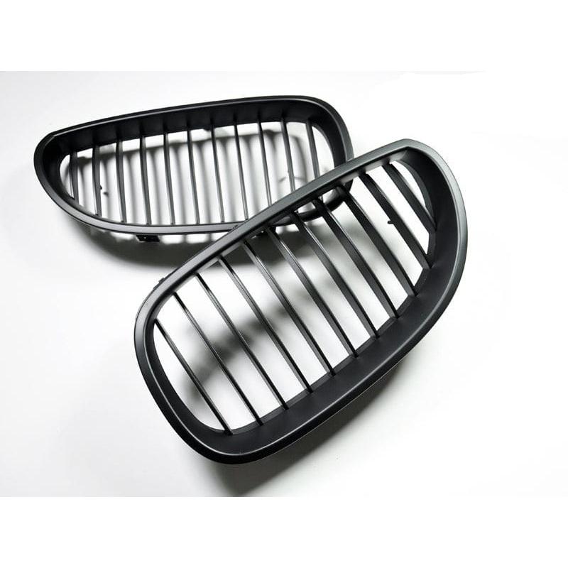 AutoTecknic Stealth Black Front Grille Set – E60 5-Series | M5