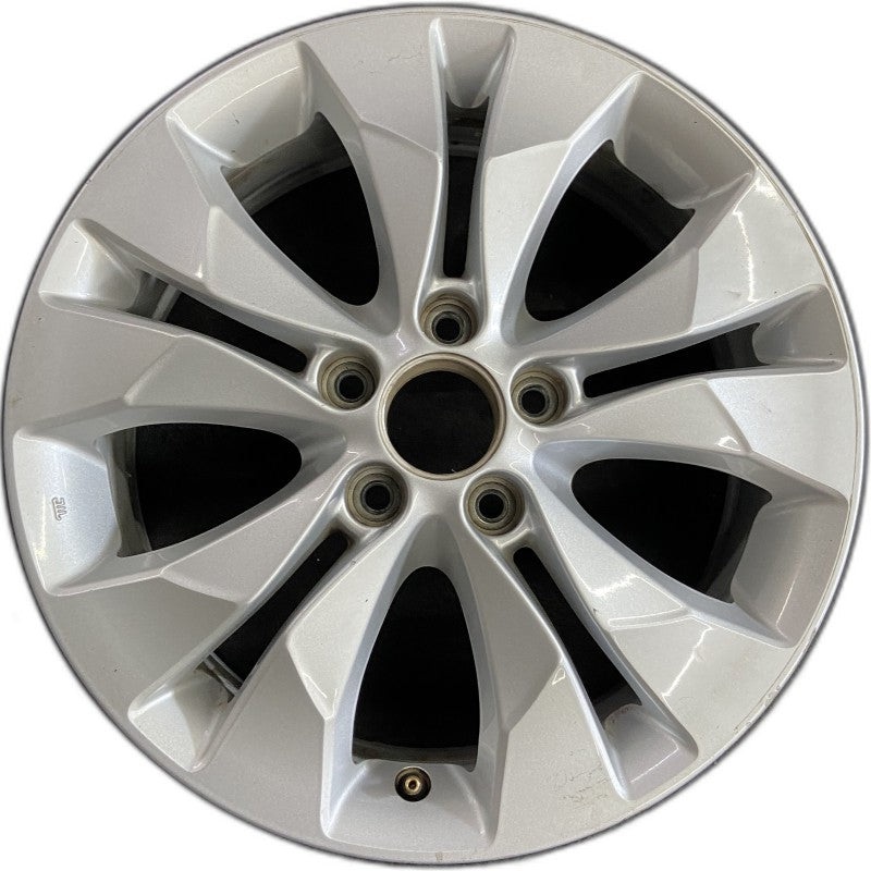 17″ CR-V 12-14 17×6.5 alloy 10 spoke lug nut aligned with narrow slot Original OEM Wheel Rim