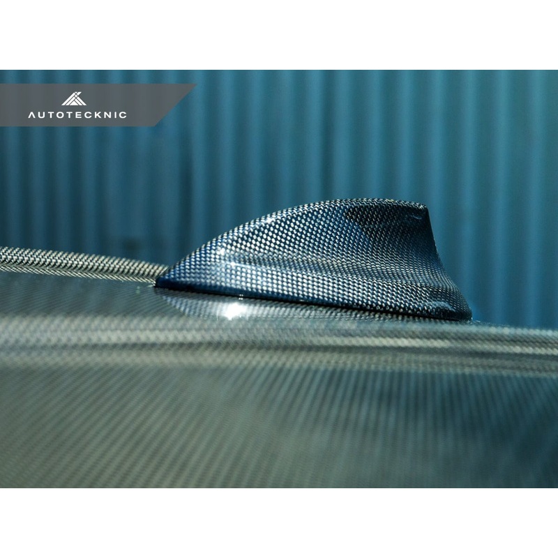 AutoTecknic Dry Carbon Roof Antenna Cover – G42 2-Series