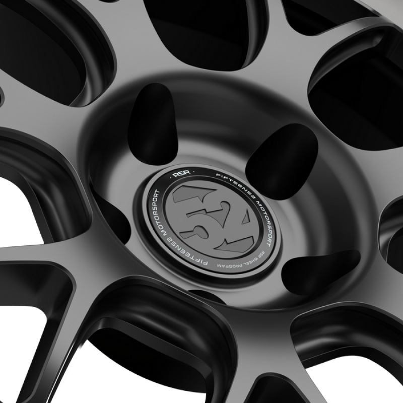 fifteen52 Apex RSR 18×9.5 5×114.3 38mm ET 73.1mm Center Bore Frosted Graphite