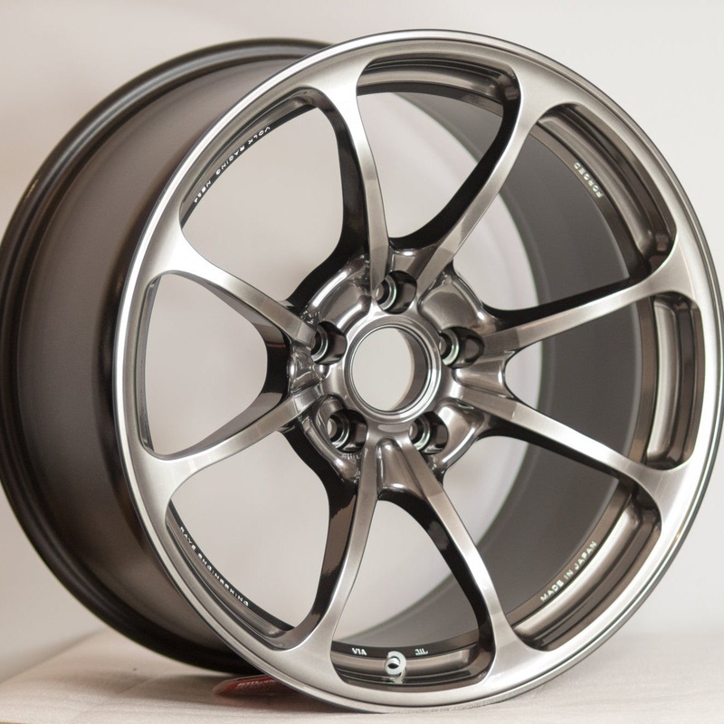 Volk Racing NE24 18×9.5 +22 5×114 Shining Black Metal (SET)