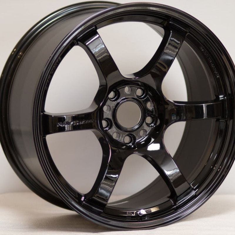 Gram Lights 57DR 18×9.5 +22 5×114.3 Glossy Black (SET)