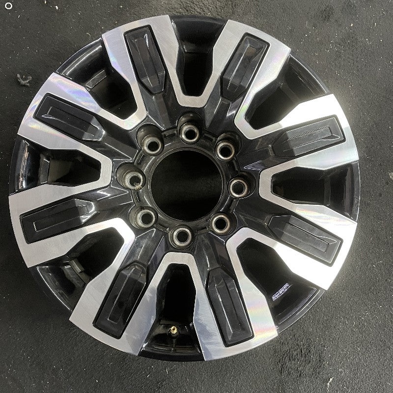 20″ SIERRA 2500 PICKUP 24 20×8.5 8 spoke raised spoke machined with black pockets black inserts opt Q7H Original OEM Wheel Rim
