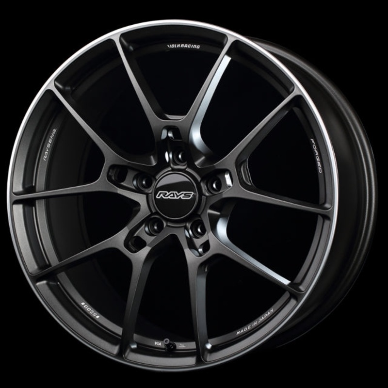 Volk Racing G025 Wheel  – 18×9.0 +45 | 5×100 | Matte Gunblack w/ DC Rim Edge